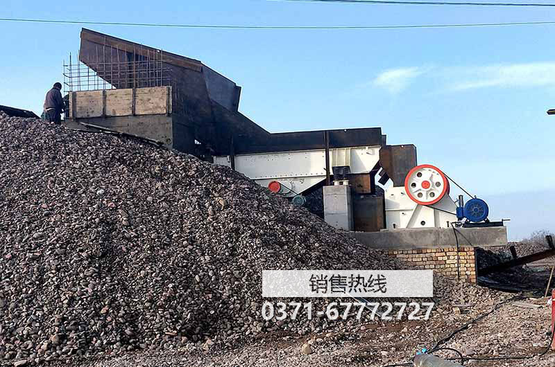 乌兹别克斯坦客户考察祥安机械制造有限公司移动式建筑垃圾处理生产线